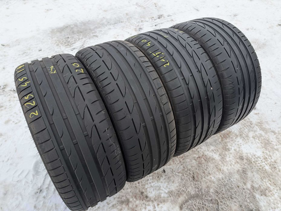 SET 4 Anvelope Vara 225/45 R17 + 245/40 R17 BRIDGESTONE - Runflat