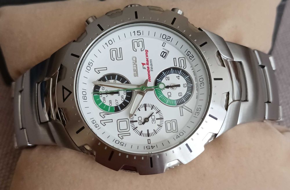 Seiko F1 Honda Racing Team Quartz Chronograph