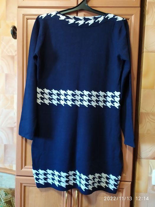 Свитера, кофты женские разные .