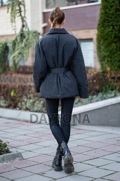 Къса дамска грейка с колан (тип сако)