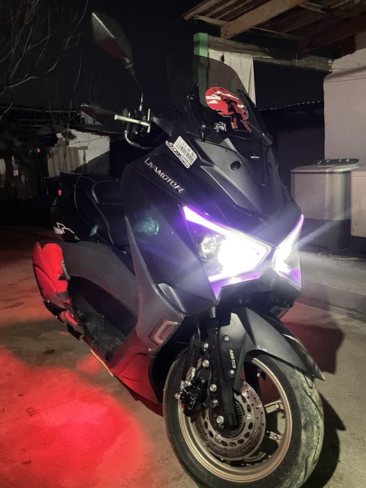 LI YA Z Maks сатылады