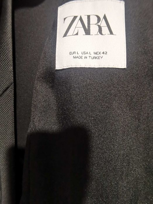 Стилно сако мъжко Зара за абитуриент