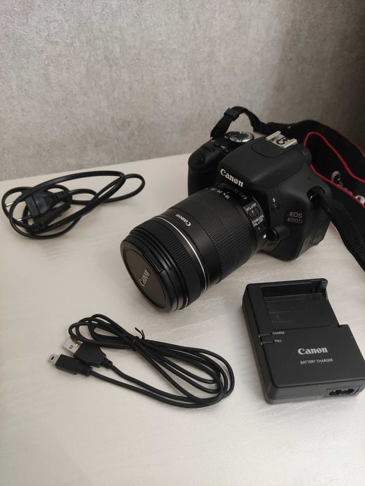 Фотоаппарат EOS 600D