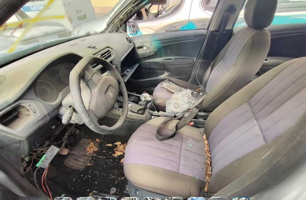 Разбор Peugeot 301, Пежо 301