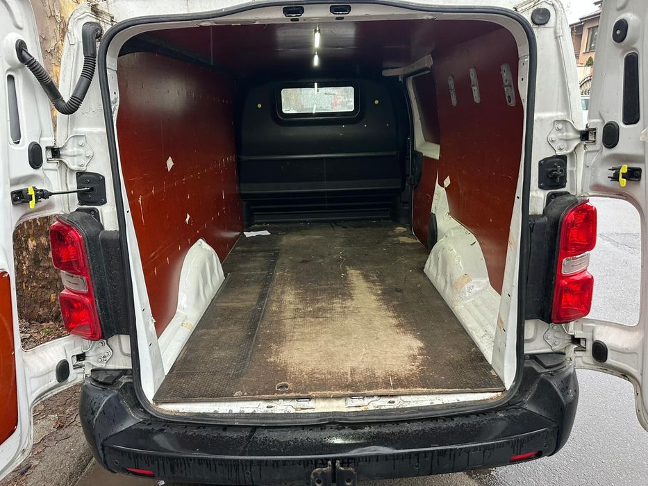 Dezmembrez Peugeot Expert / Toyota Proace/ Opel Vivaro/ Citroen Jumpy