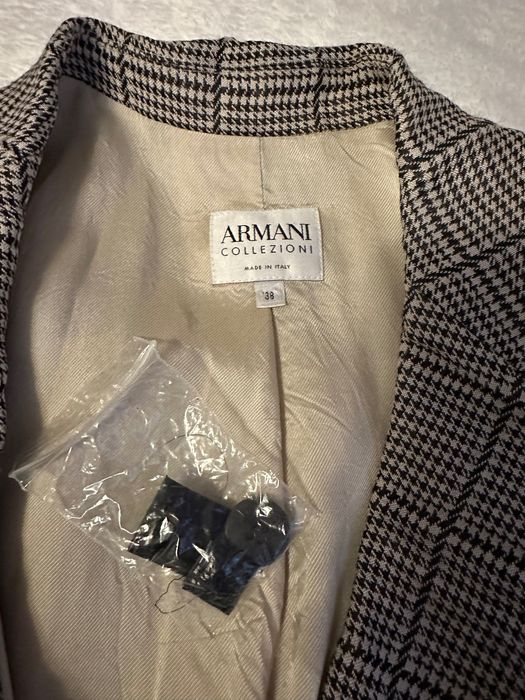 Дамско сако Armani размер 38