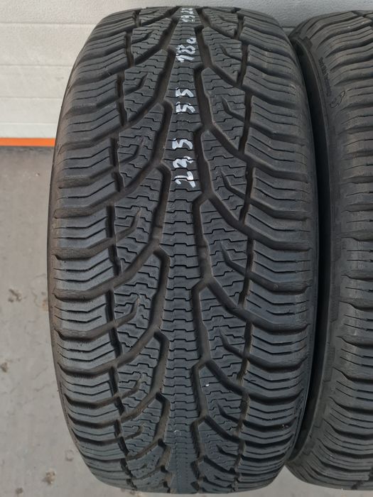 Всесезонни гуми 2 броя UNIROYAL AllSeasonExpert2 235 55 R18 дот 1922