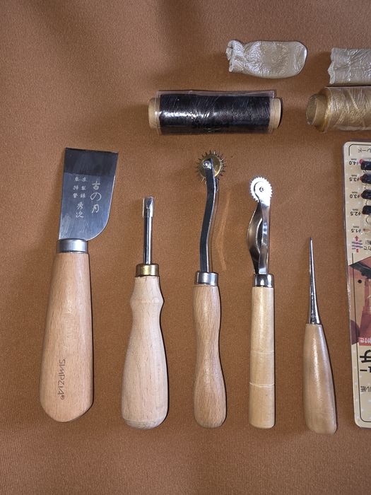 Набор инструментов для работы с кожей (Leather Craft Tools) – новый