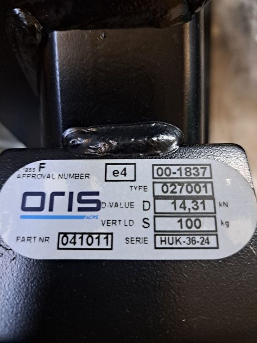 Vând cârlig remorcare master 2