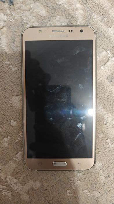 Samsung Galaxy J7