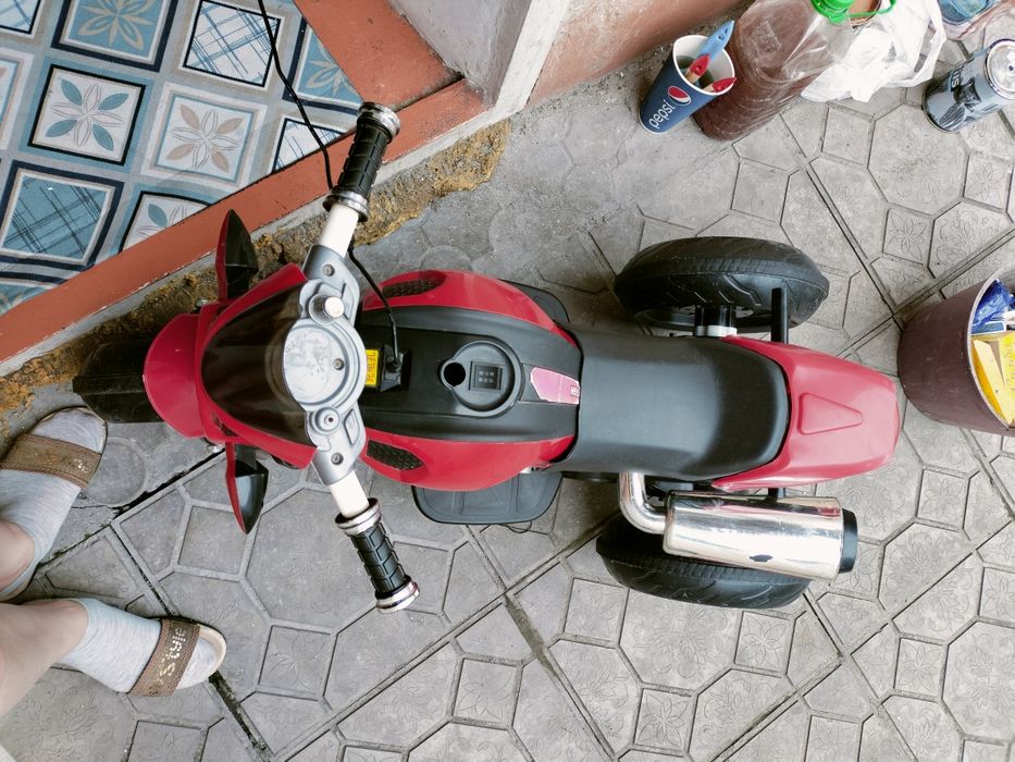 Продам электромобиль