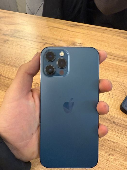 12 про макс айфон срочно