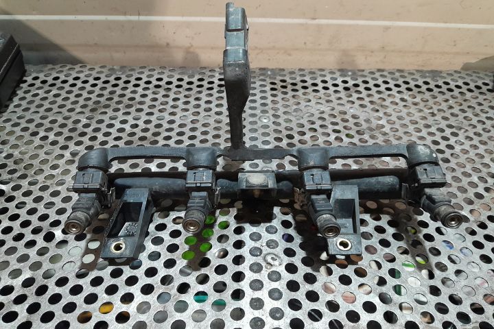 Rampa injectoare 9628982980 Peugeot 307 1 [2001 - 2005] Hatchback 5-u