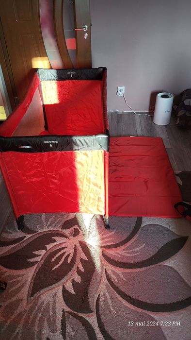 Vând patut bebe pliabil pentru transport cu saltea