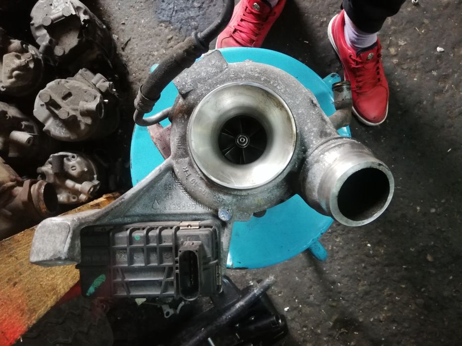 Turbina 318d e90 lci