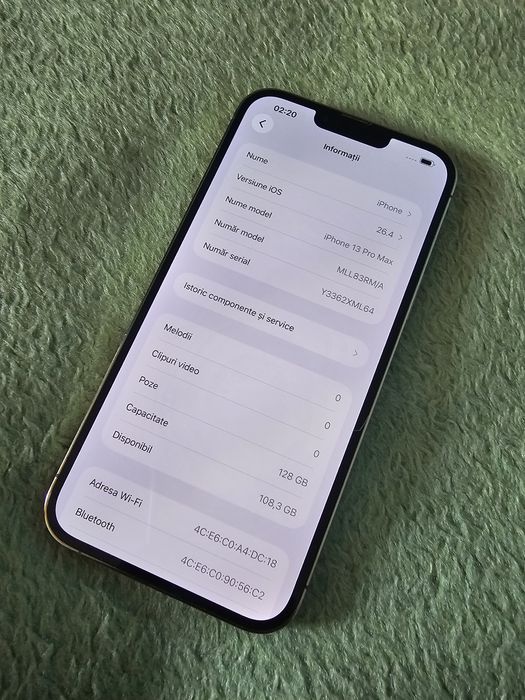 Vând iphone 13 pro max Gold