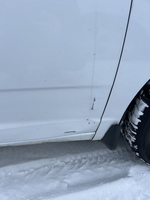 Продам дверь на кобальт