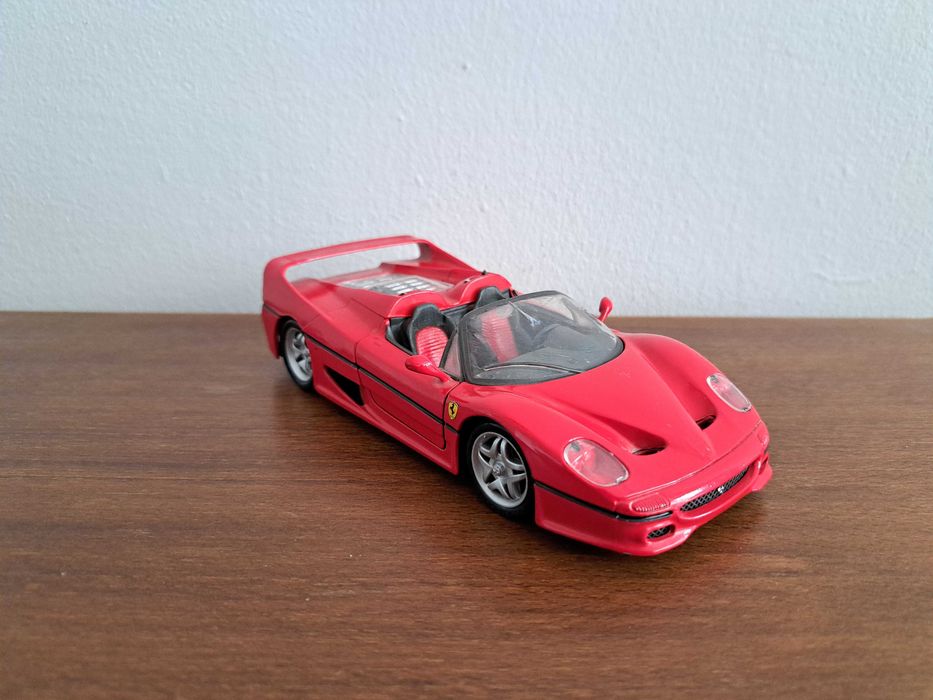 Machete 1:24 Ferrari