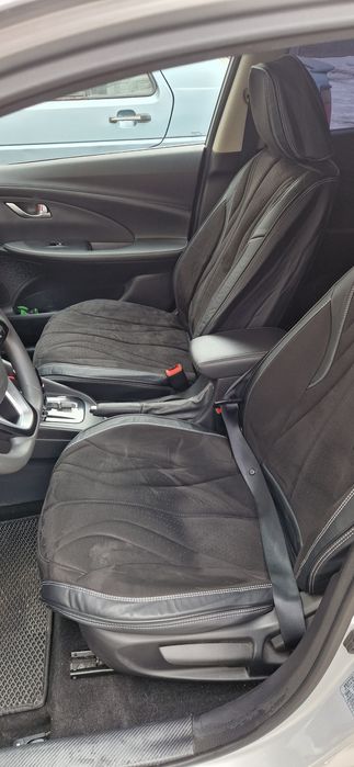 Продам чехлы универсальные, алькантара/экокожа