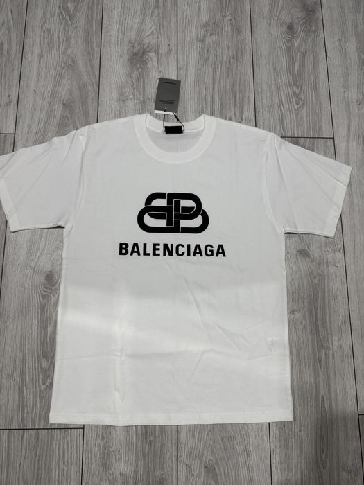 Tricou Balenciaga