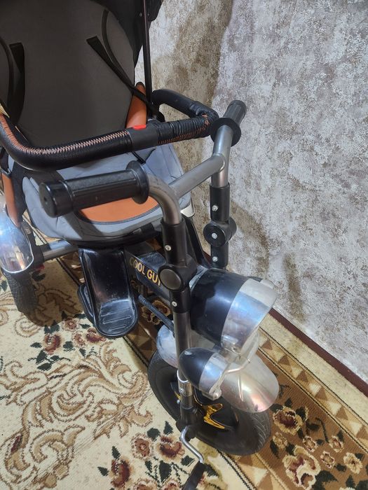 Продаётся детский велосипед-коляска