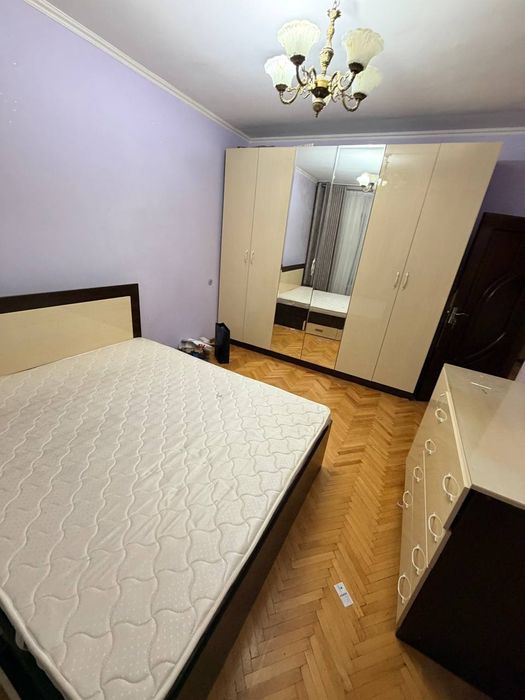 Spalniy kamor shkaf sotiladi srochniy mebel sotiladi
