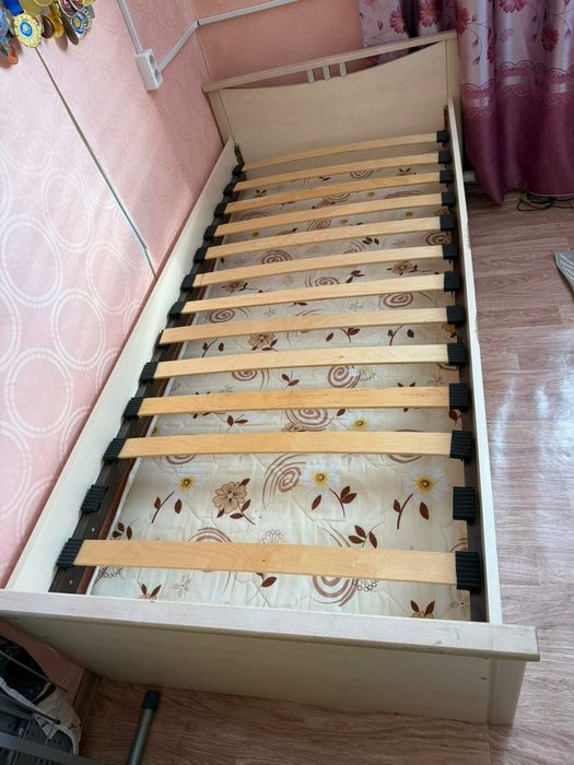 Кровать раздвижной