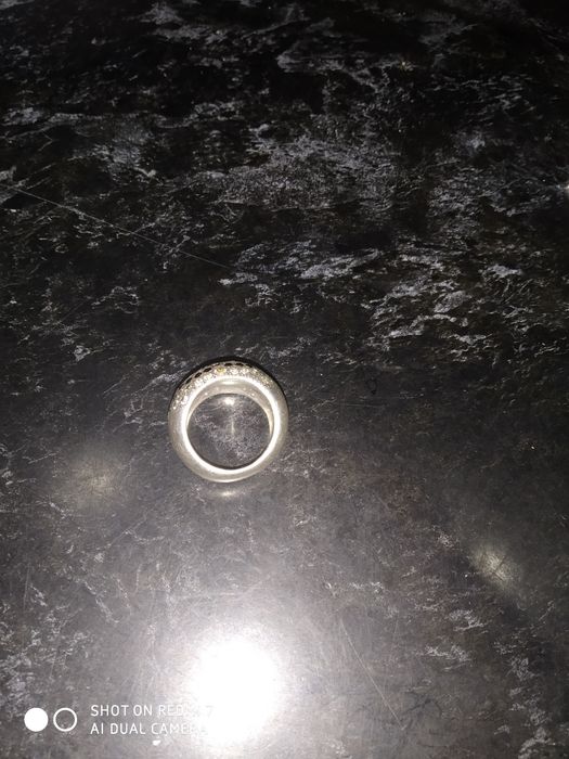 Серебряное кольцо