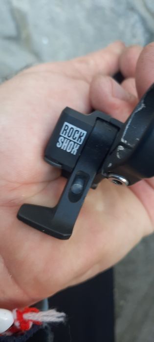 Вилки  Rock Shox Lyrik 29" и  Recon SL-26"