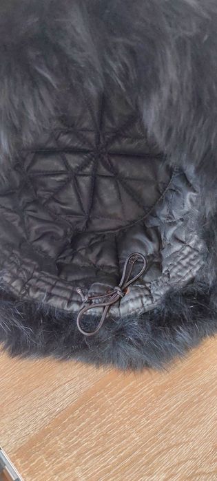 Продам песцовую шапку
