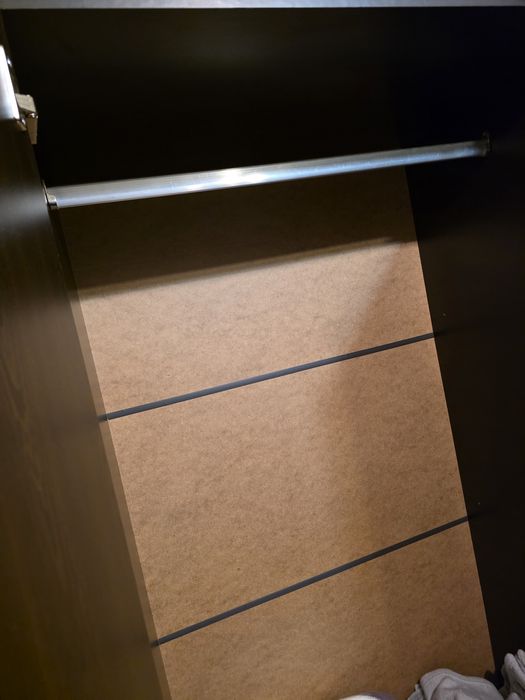 Трикрилен гардероб