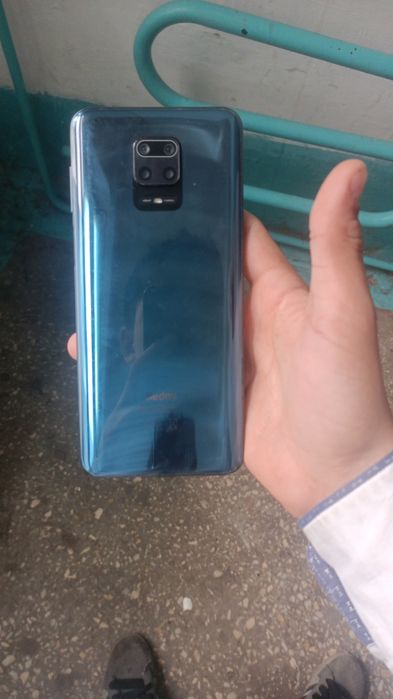 Продам телефон редми нот 9s