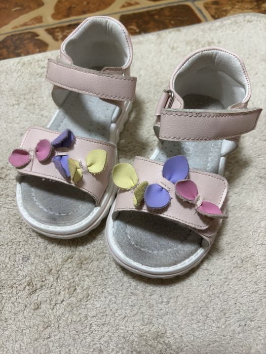 Сандали детские