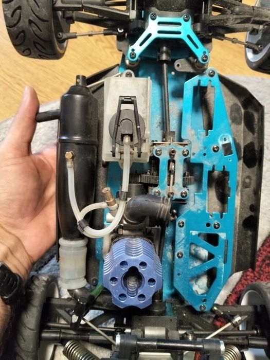 Automodel RC 1:8 nitro