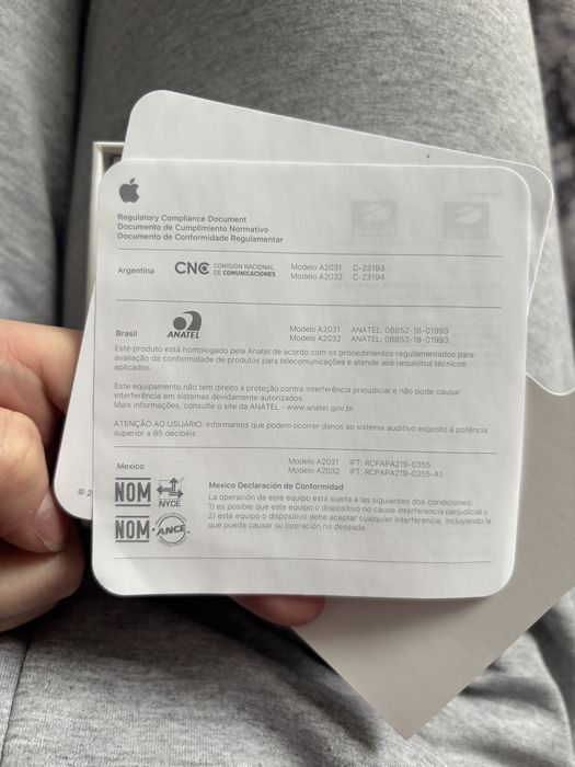 Airpods 2 поколения