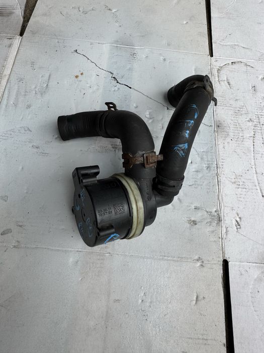 Pompa recirculare apa originala volkswagen,2.0 euro5,cod motor cffb b7