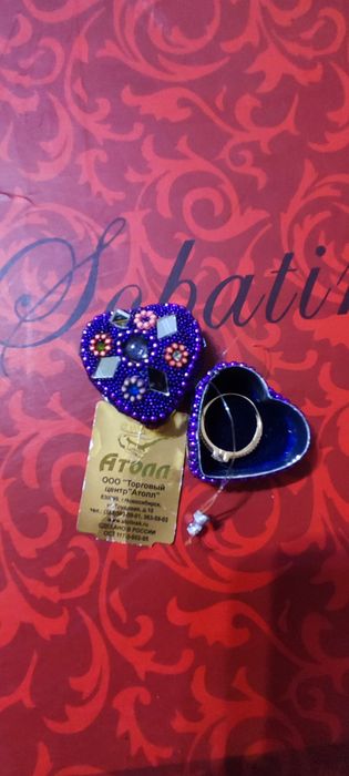 Новое кольцо золото.