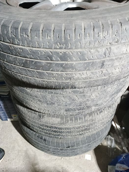 Диски с шинами Тойота Рав4.