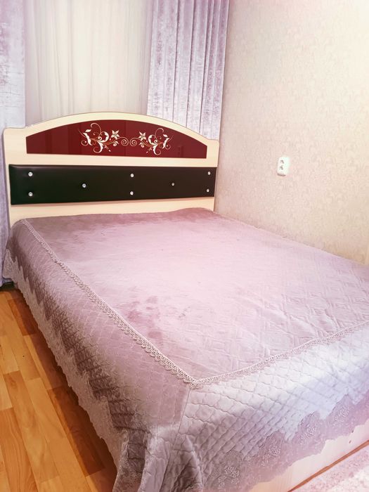 Продам спальный гарнитур