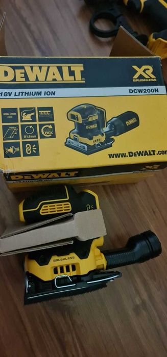 Инструмент Dewalt