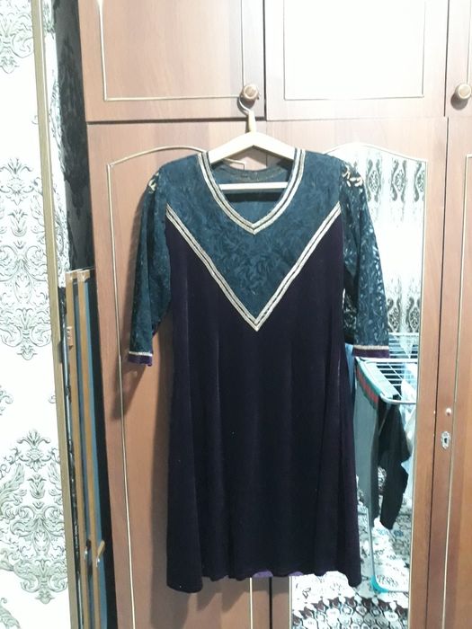 Платье состояние отличное.