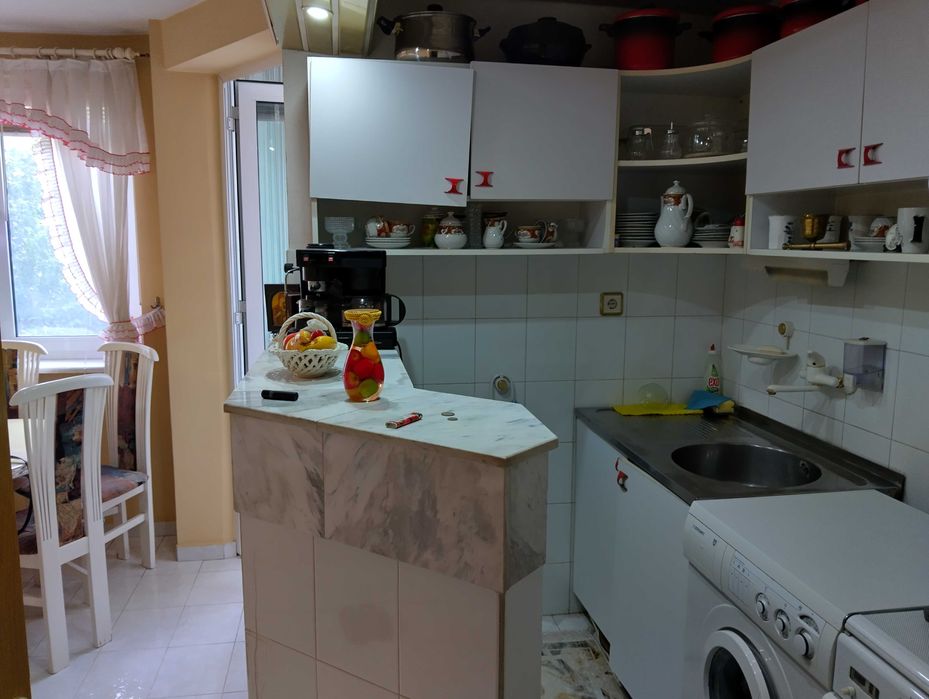 Продава се Тристаен апартамент в Силистра, Център - 87 кв.м за 919 €/кв.м - Снимка #7