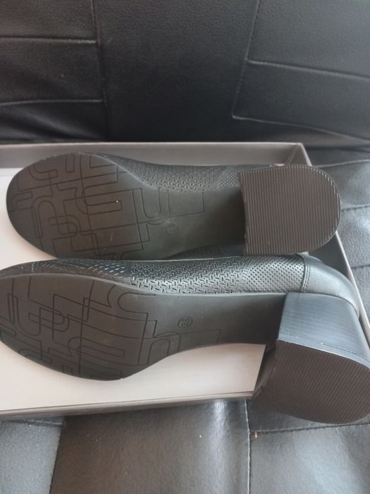 Нови обувки GiAnni