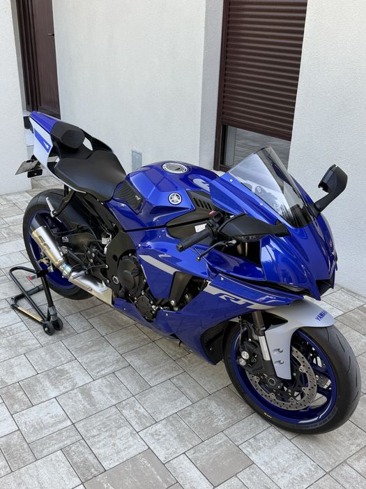 Yamaha yzf r1 an 2020