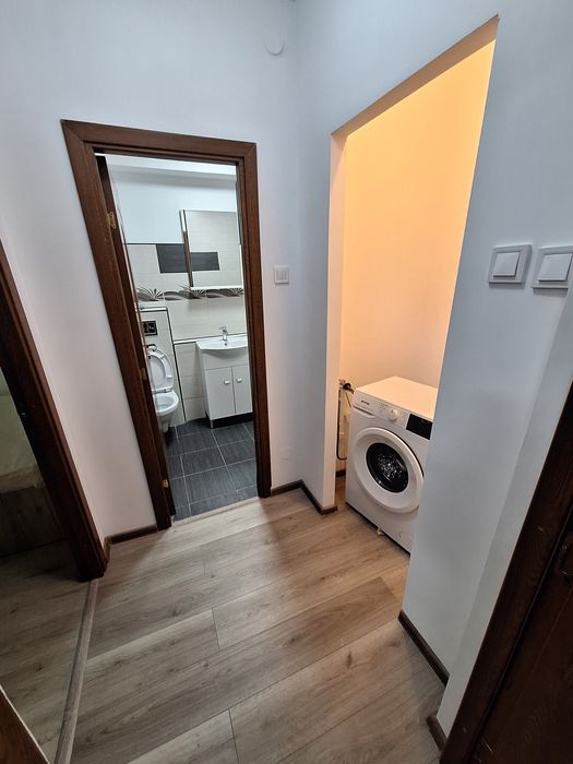 Persoana fizica-Apartament 2 camere in apropiere de Palas Mall-Podu Ros