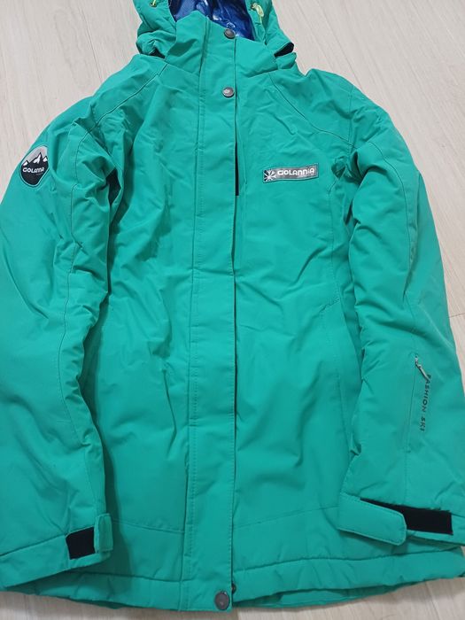 Комбинезон зимний в отличном состояние  ,одевала доча  пару раз