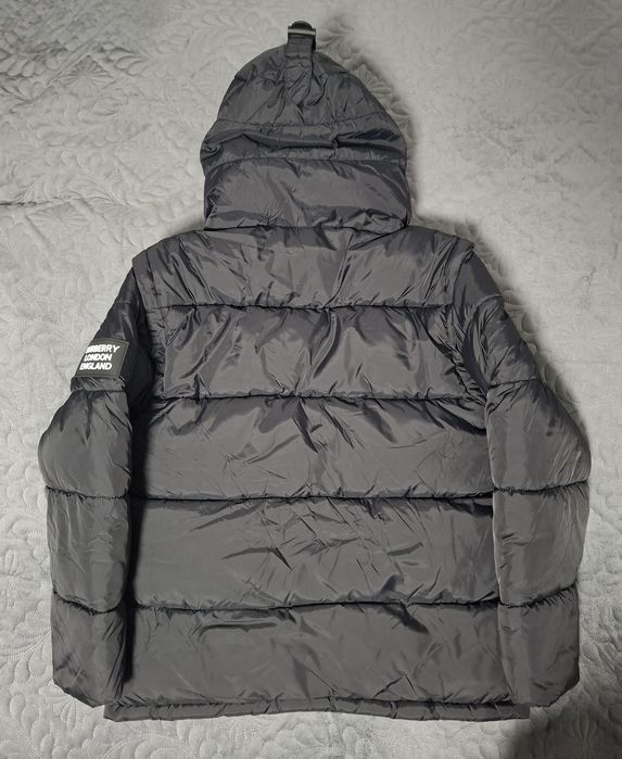 Geaca Burberry neagra