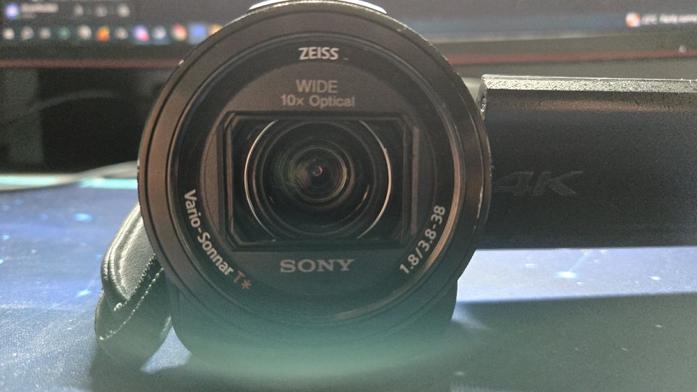 Sony FDR-AX33 stare f buna