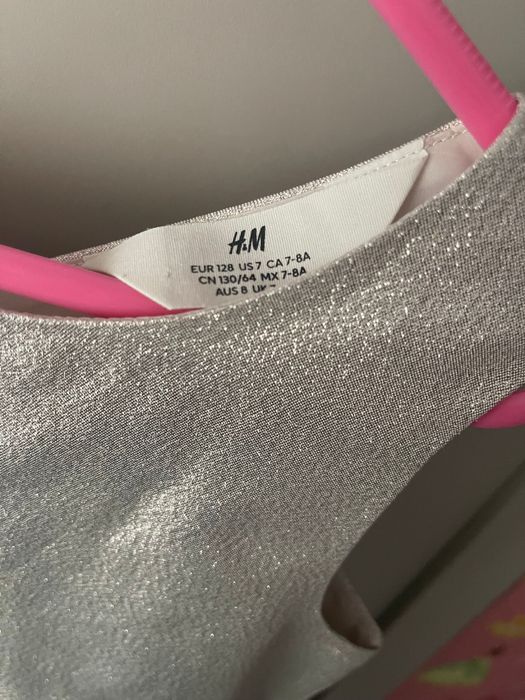 Rochita marca H&M marimea 128