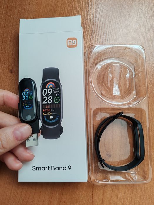 Bratara fitness M9